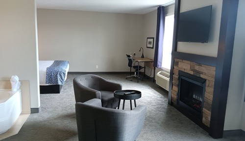 Suite, 1 King Bed