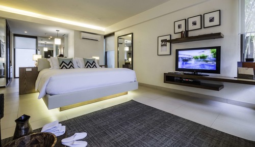 Junior Room