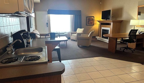 Suite, 1 King Bed with Sofa bed, Non Smoking (Efficiency)