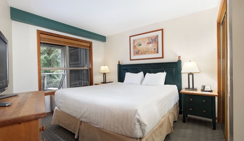 Condo, 2 Bedrooms (Unit 326)