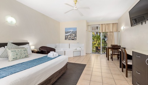 King Spa Room