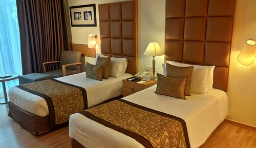 Superior Room, 1 Queen Bed, Accessible