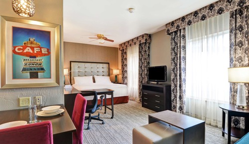 Studio suite one king