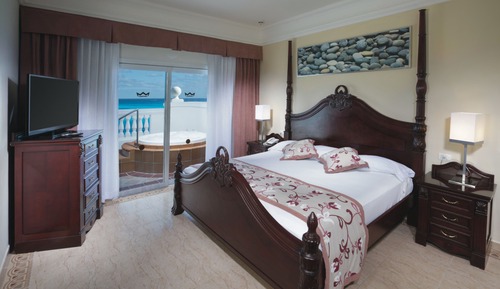 Suite, Jetted Tub, Ocean View (L)