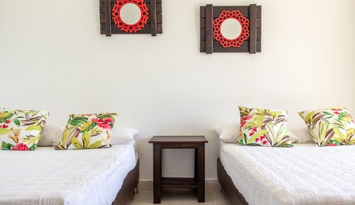 Family Room, 2 Double Beds, Accessible, Pool View