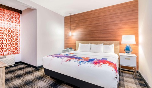 Suite, 1 Bedroom, Non Smoking (1 KINGBED)