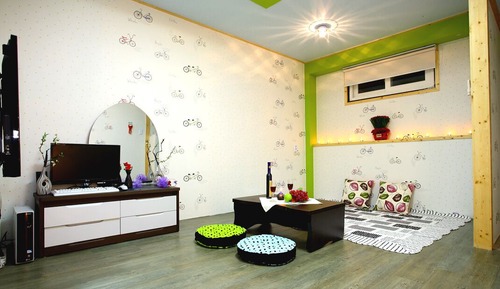 Room (Janice)