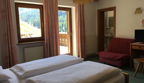 Double Room, Balcony