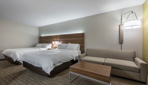 Suite, Multiple Beds