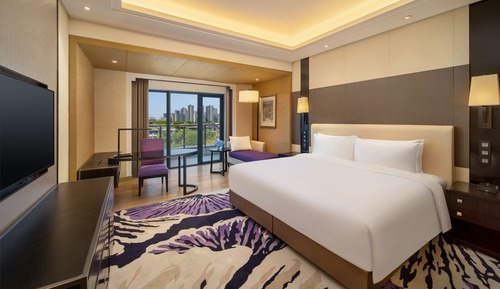 Standard Room-Garden View-1 King