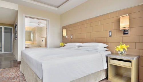 Executive Suite, 1 King Bed, Non Smoking