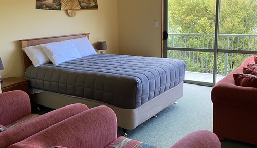 Superior House, 5 Bedrooms, Balcony, Garden View