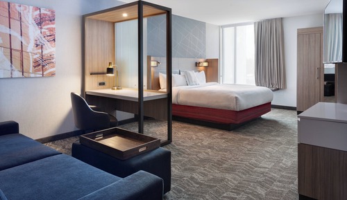 Suite, 1 King Bed, Non Smoking