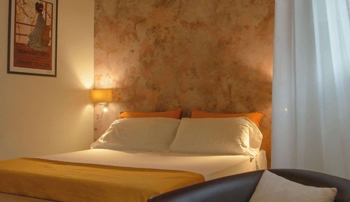 Superior Room, 1 King Bed, Non Smoking