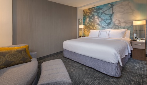 Room, 1 King Bed with Sofa bed (Mobility Accessible, Tub)