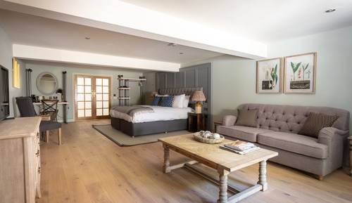 Deluxe Room, 1 King Bed