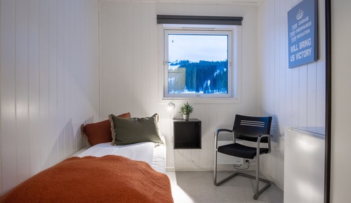 Single Room, 1 Twin Bed, Shared Bathroom