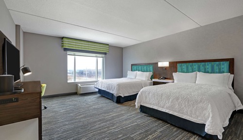 Room, 2 Queen Beds, Accessible, Bathtub