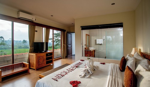 Suite Balcony with Rice Field View