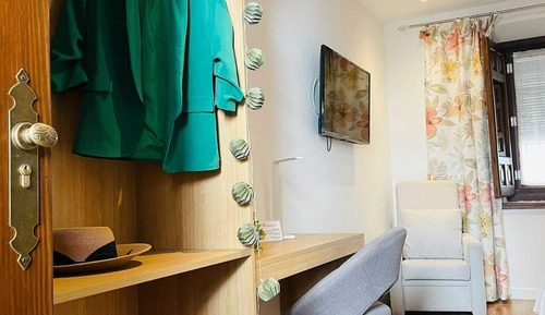 Double Room (Main Floor)