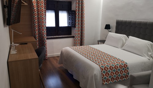 Double Room (Francisca)