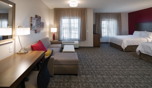 Suite, 2 Bedrooms, Kitchen