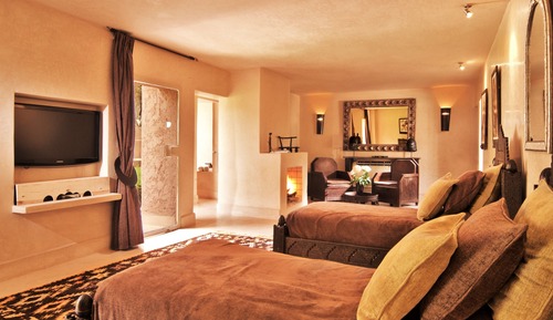 Suite, 2 Twin Beds