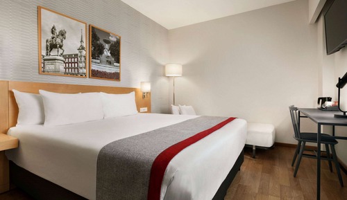 Room, 2 Twin Beds, Non Smoking (1 Rolling Twin Bed)