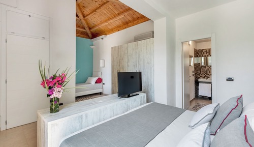 Superior Triple Room