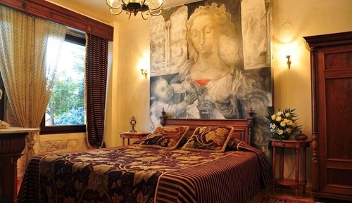 Gallery Suite, Multiple Beds, Jetted Tub, Garden View (75 m²)