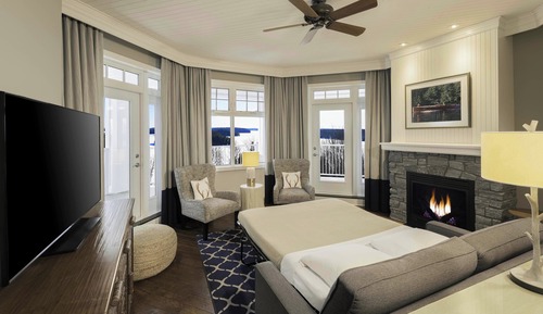 Junior Suite, 2 Bedrooms, Balcony, Lake View