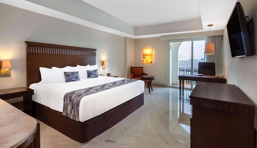Room, 1 King Bed, Non Smoking
