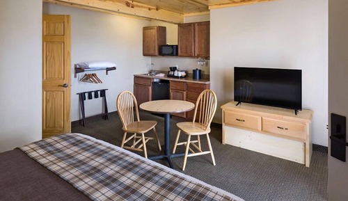 Standard King, Accessible