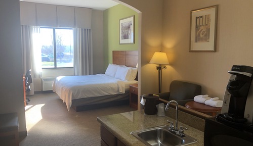 Suite, 1 King Bed, Accessible (Comm, Tub)
