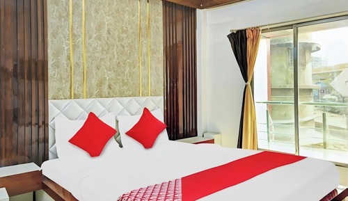 Premium Deluxe Room