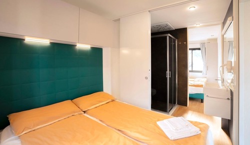 Exclusive Mobile Home, 2 Bedrooms