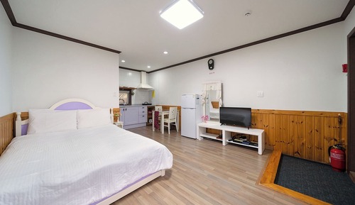 Room (10 PY/ No Extra Towel)