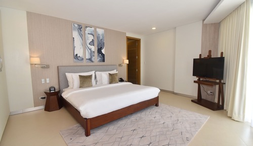 Premier Suite (Two Bedroom Pool View)