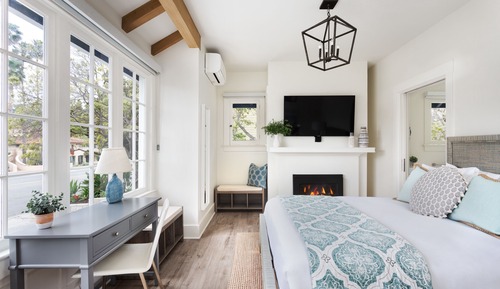 Standard Room, 1 Queen Bed, Accessible, Fireplace