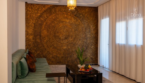 Comfort Room, Canal View