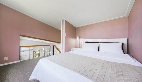 Room (Lavender (SPA Unshared House))