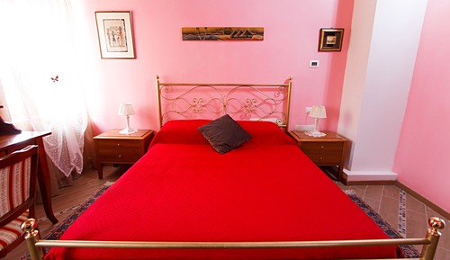 Standard Double Room, 1 Queen Bed, Non Smoking (Giulia)