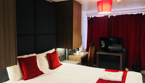 Double Room - En suite 