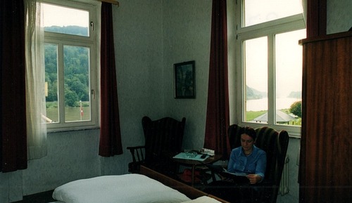 Standard Double Room, River View (2)