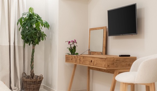 Vanda Suite