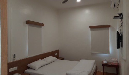 Executive Room, City View