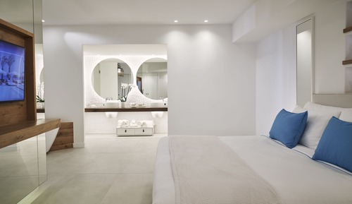 Suite, 1 Queen Bed, Private Pool (Ultra Suite with Private Pool & Patio)