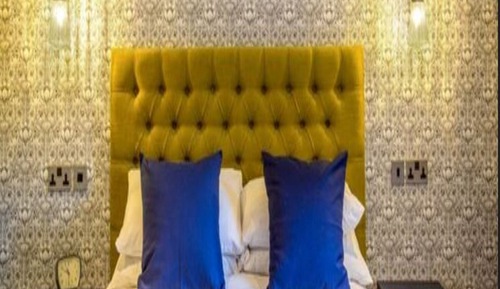 Signature Room, 1 King Bed, Bathtub