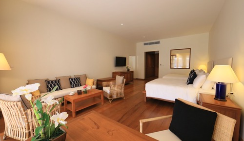 Grand Deluxe Twin Bed
