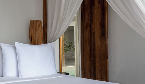 Double Room, Ensuite, Partial Sea View (POOL SUITE )